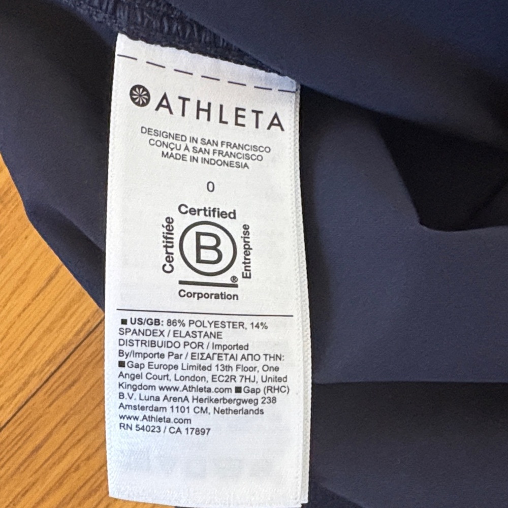 Athleta Brooklyn Heights High Rise Cargo Skirt, Navy Blue - Picture 5 of 6